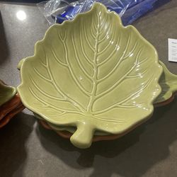 8 autumn Leaf Plates