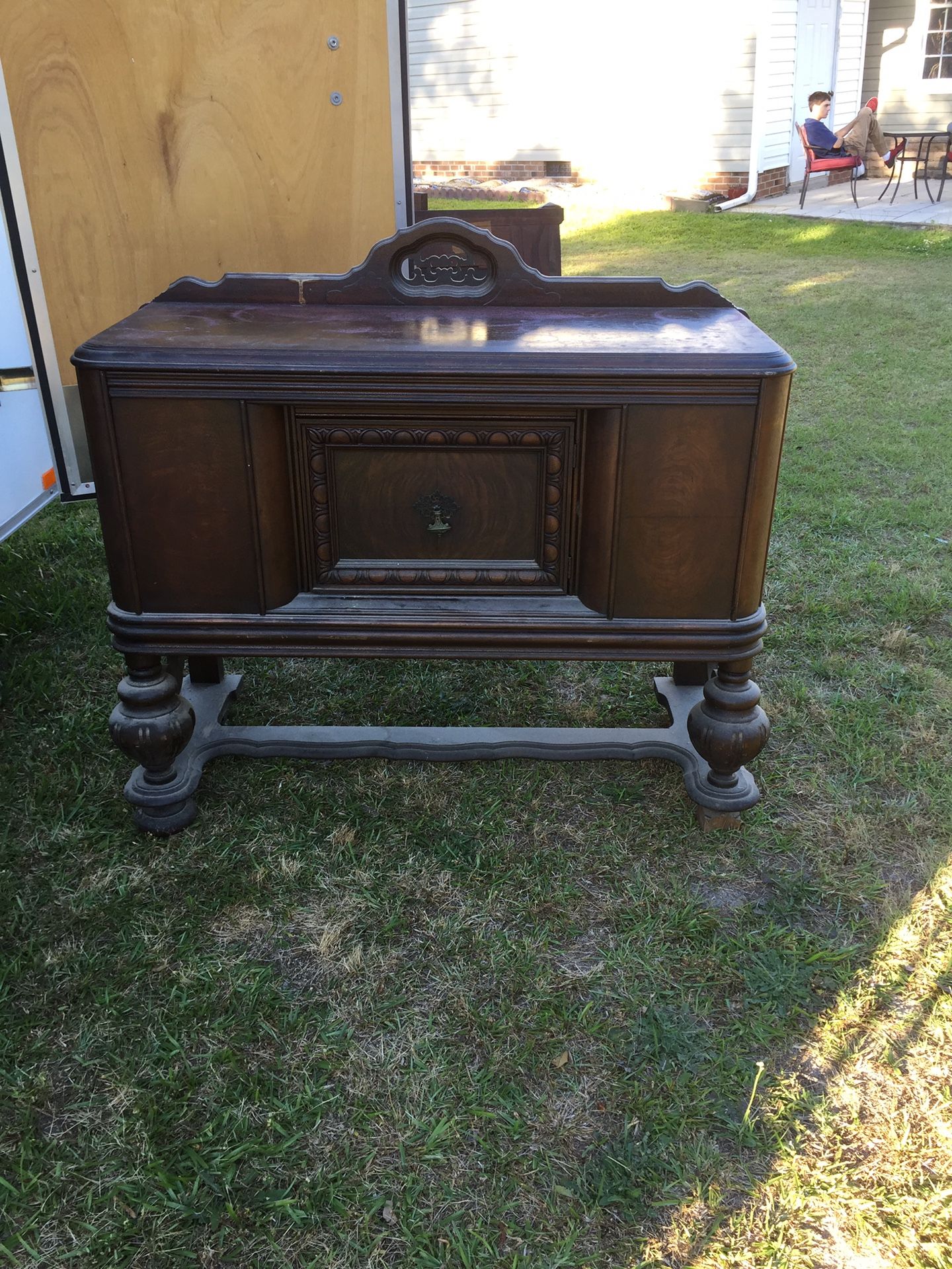 Antique Marsh Furniture