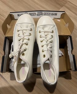 Converse All Star White Flower Detail Fashion Sneakers Women's
