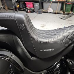 Saddlemen Seat