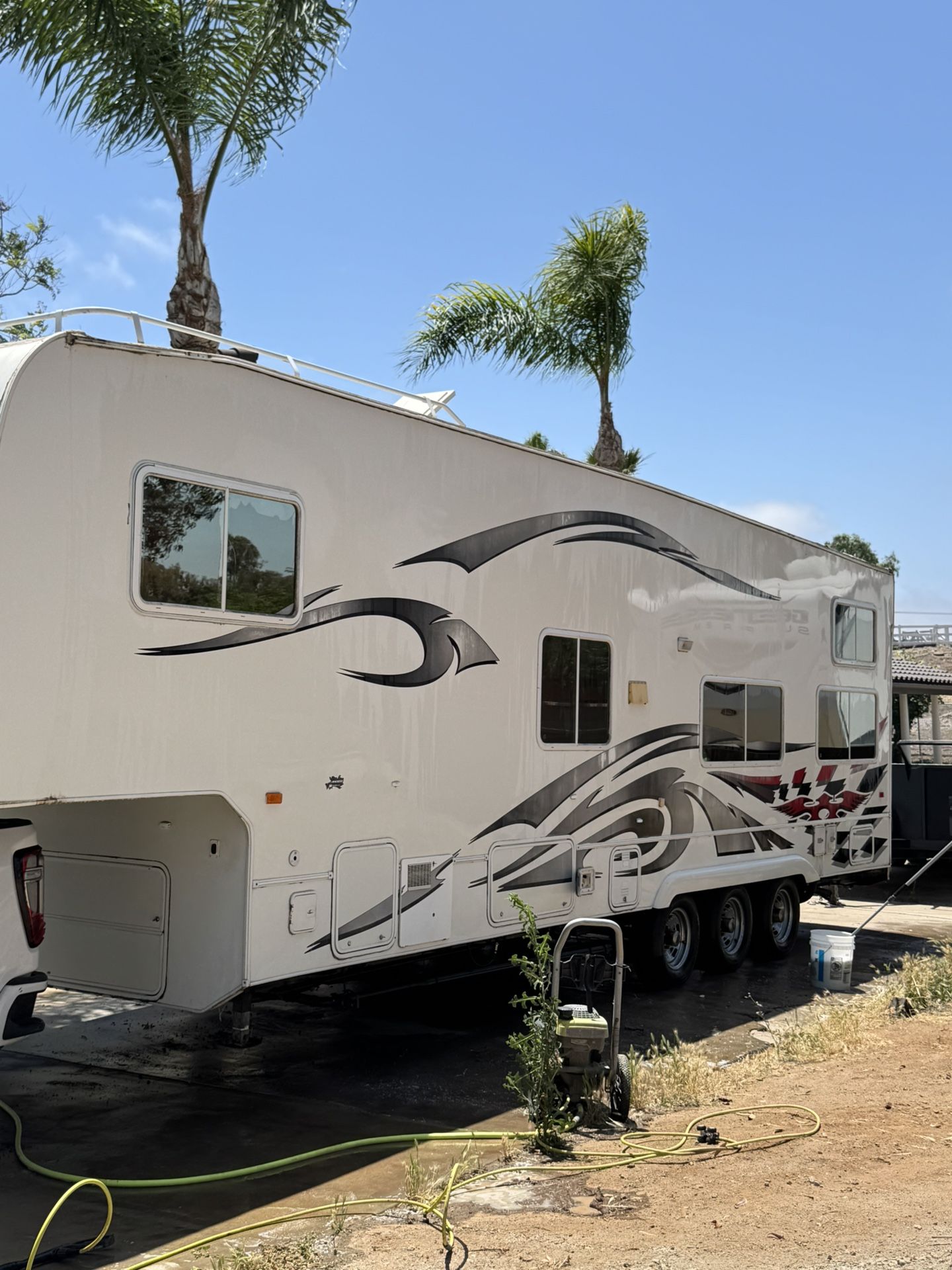 2006 Weekend Warrior LE 3305