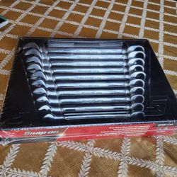 Snap On Metric Metric Ratcheting Wrench Set
