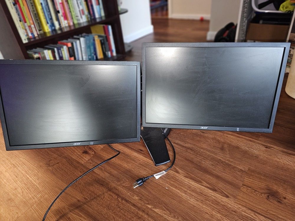 SALE!!! Dual Acer Computer Monitors WILLING TO NEGOTIATE 