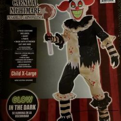 Clown costume for Halloween