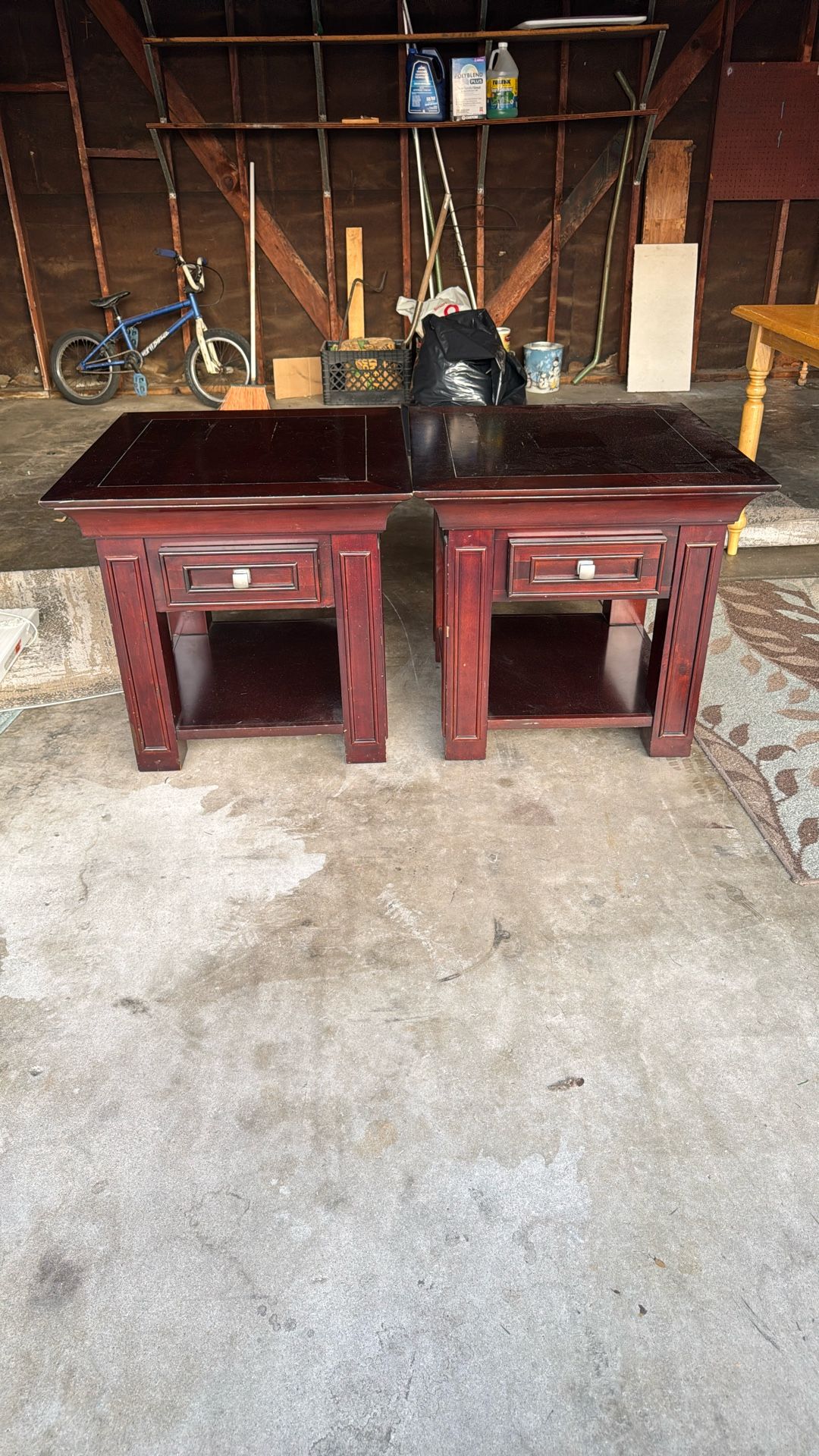 End Tables Both ****FREE****