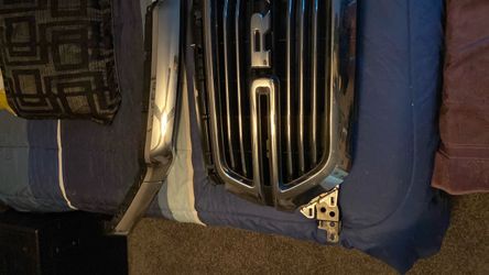 Dodge ram front grill 2019 to 22 Dodge ram front grill 2019 to 22