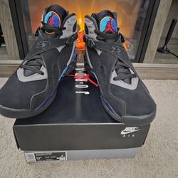 Sz:9.5 $200 Aqua AJ8 