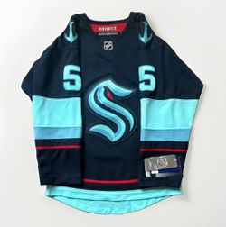 Seattle Kraken Mark Giordano #5 NHL Hockey Jersey Youth S/M NWT