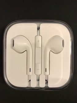 Geniune Apple Headphones new 3.5mm