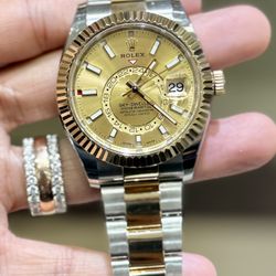 Rolex Sky Dweller Gold 