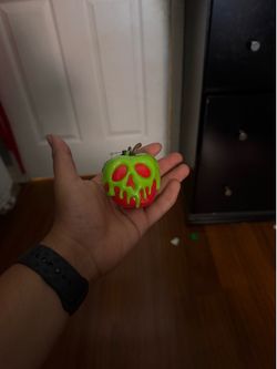 Evil Queen Apple Holder