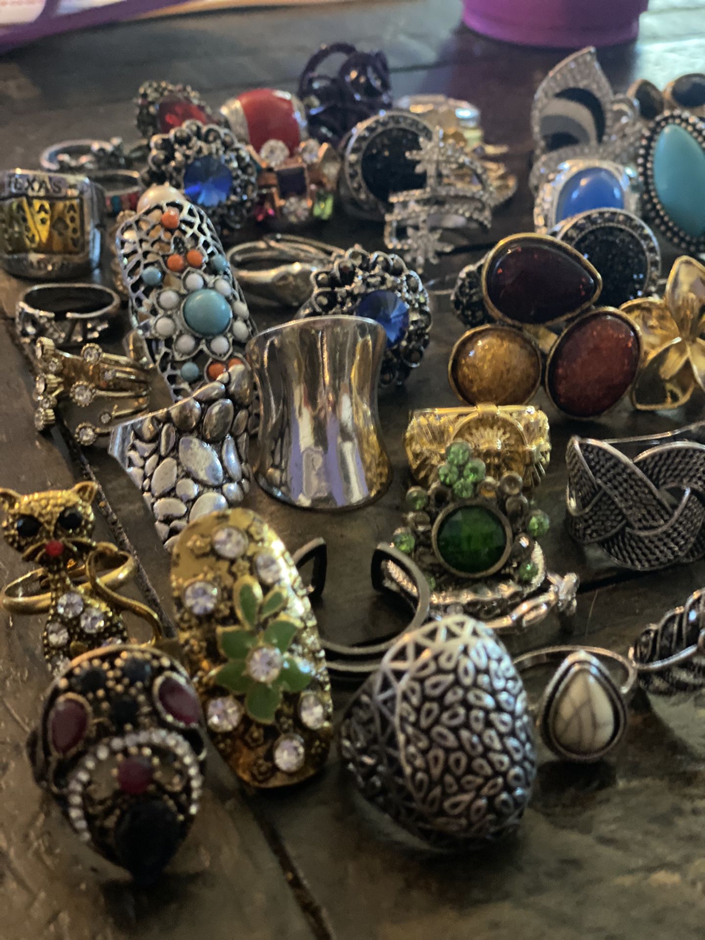 Vintage Costume Jewelry Ring Lot ! Resale Profit ! for Sale in