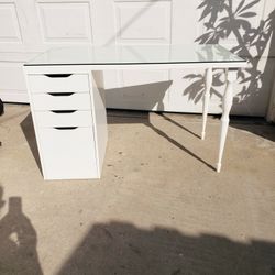 Ikea Desk With Glass Top 