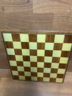 Italian wooden inflated folding chess board for large chess pieces