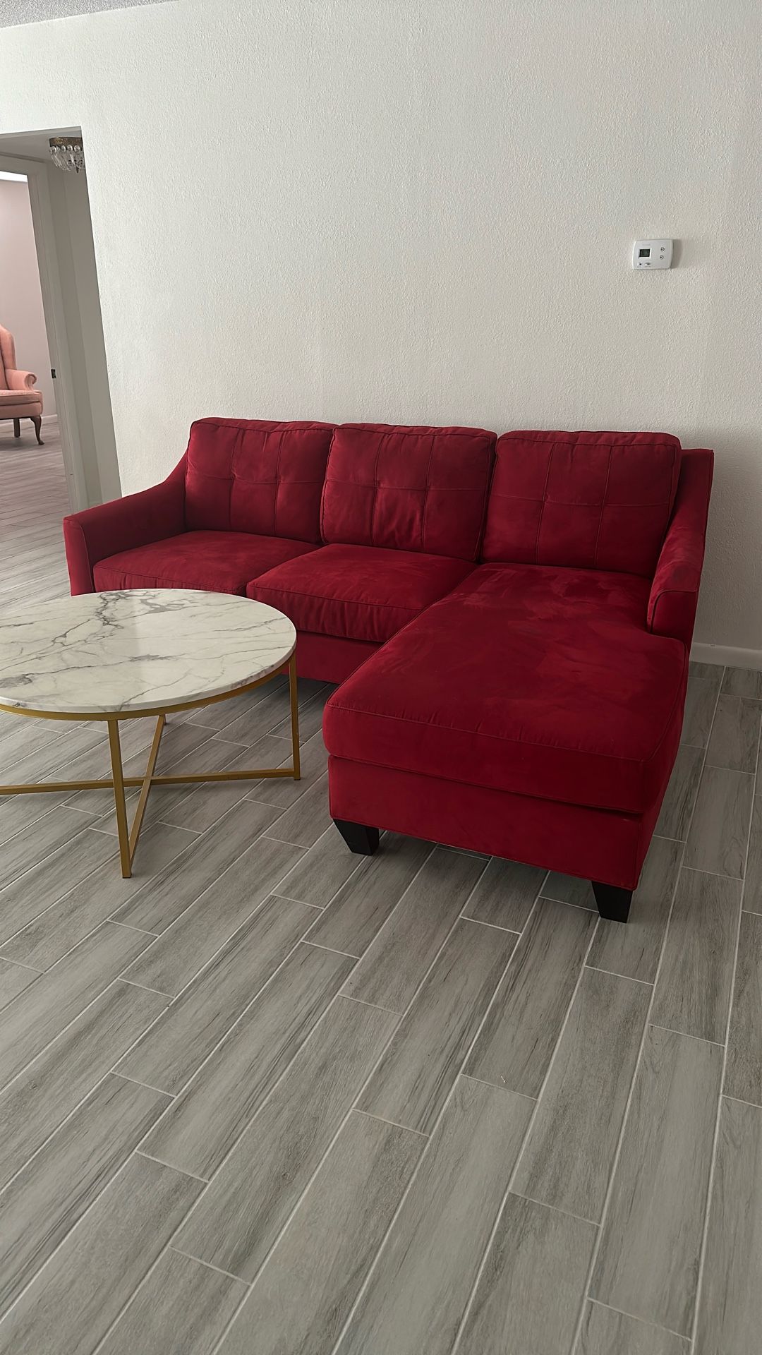 Ashley Furniture Beautiful Fabric Couch $450