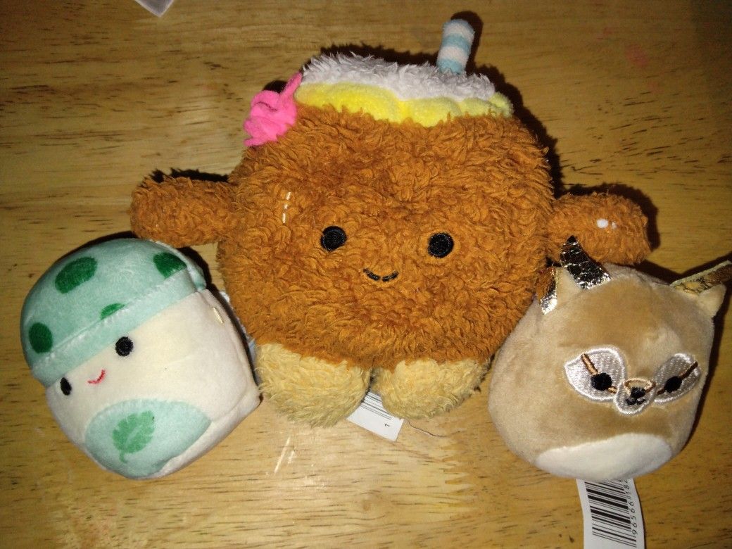 Bumbumz And Squishmallow Plushies