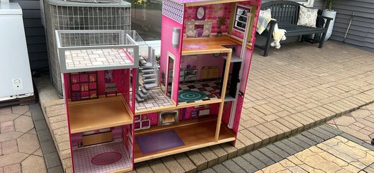Barbie house