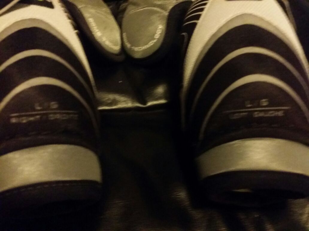 Youth hockey elbow pads