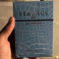 Versace eau fraiche