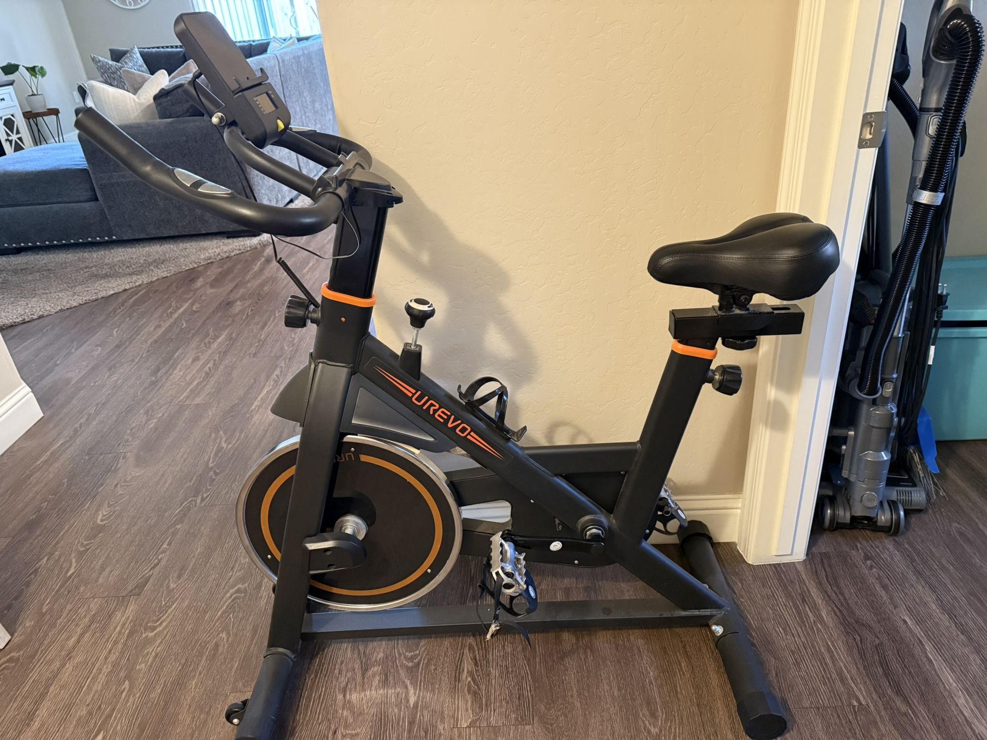 Urevo Exercise Bike