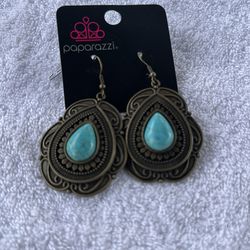 Paparazzi Earring ~ Southwestern Soul - Brass