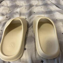 Yeezy Slides Bone Men’s 11