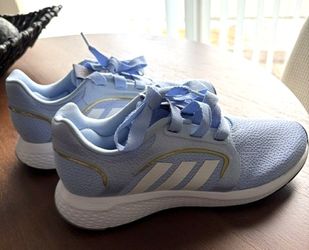 Women's ADIDAS Size 6 - Edge Lux Running Shoes (NEW)