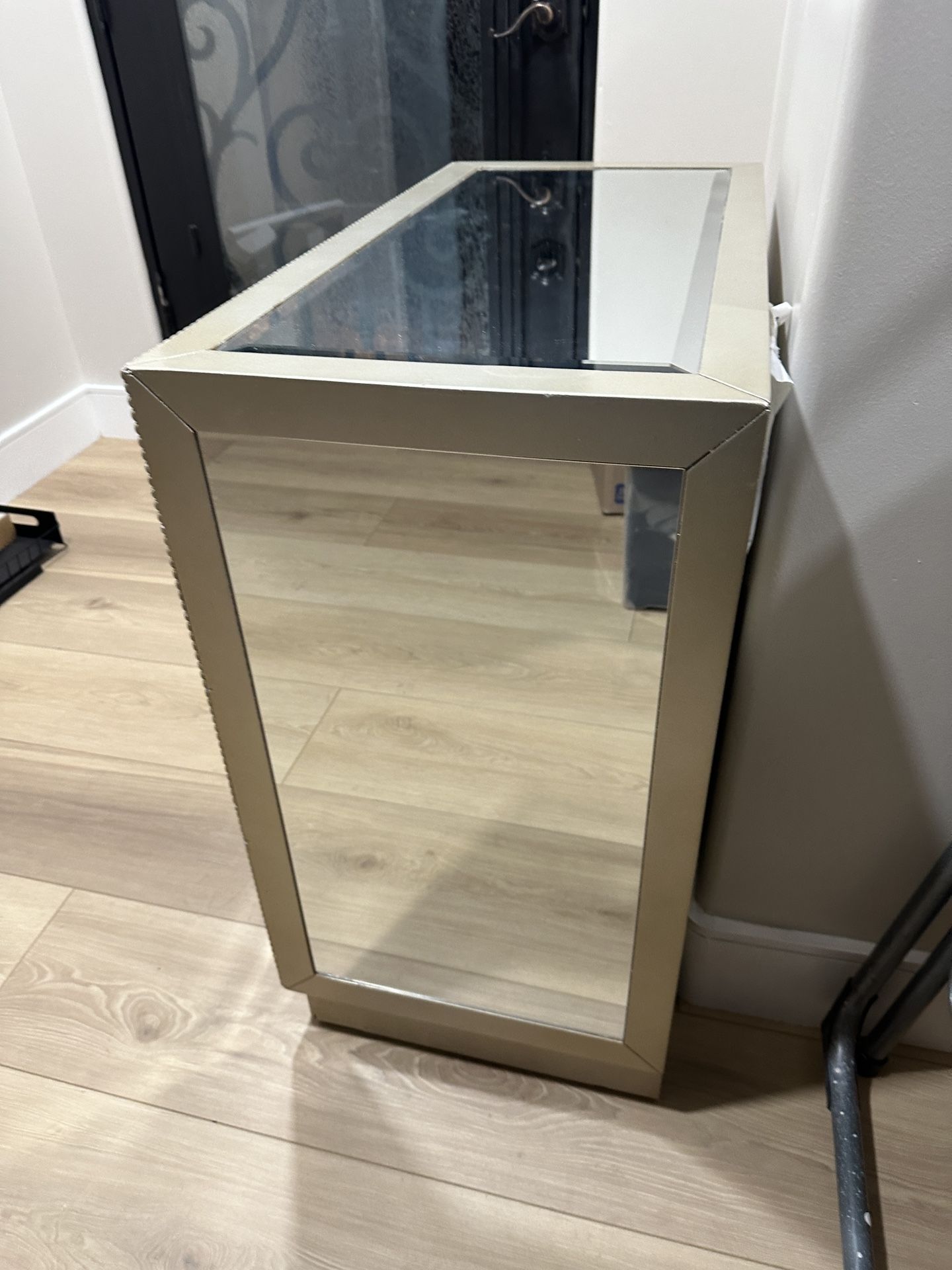 Furniture. Nightstand. Mirrored Furniture