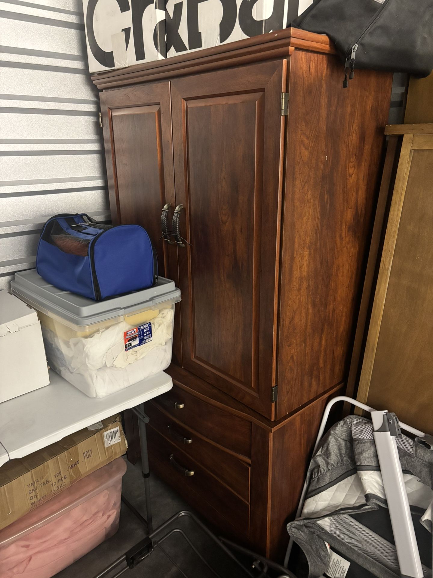 Armoire Wardrobe