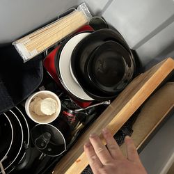 Huge kitchen supply lot