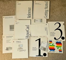 Apple, Macintosh, User manuals & Floppy discs set (Incomplete?)