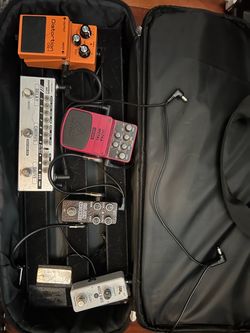 Guitar Pedalboard with 5 Effects Pedals and Bag