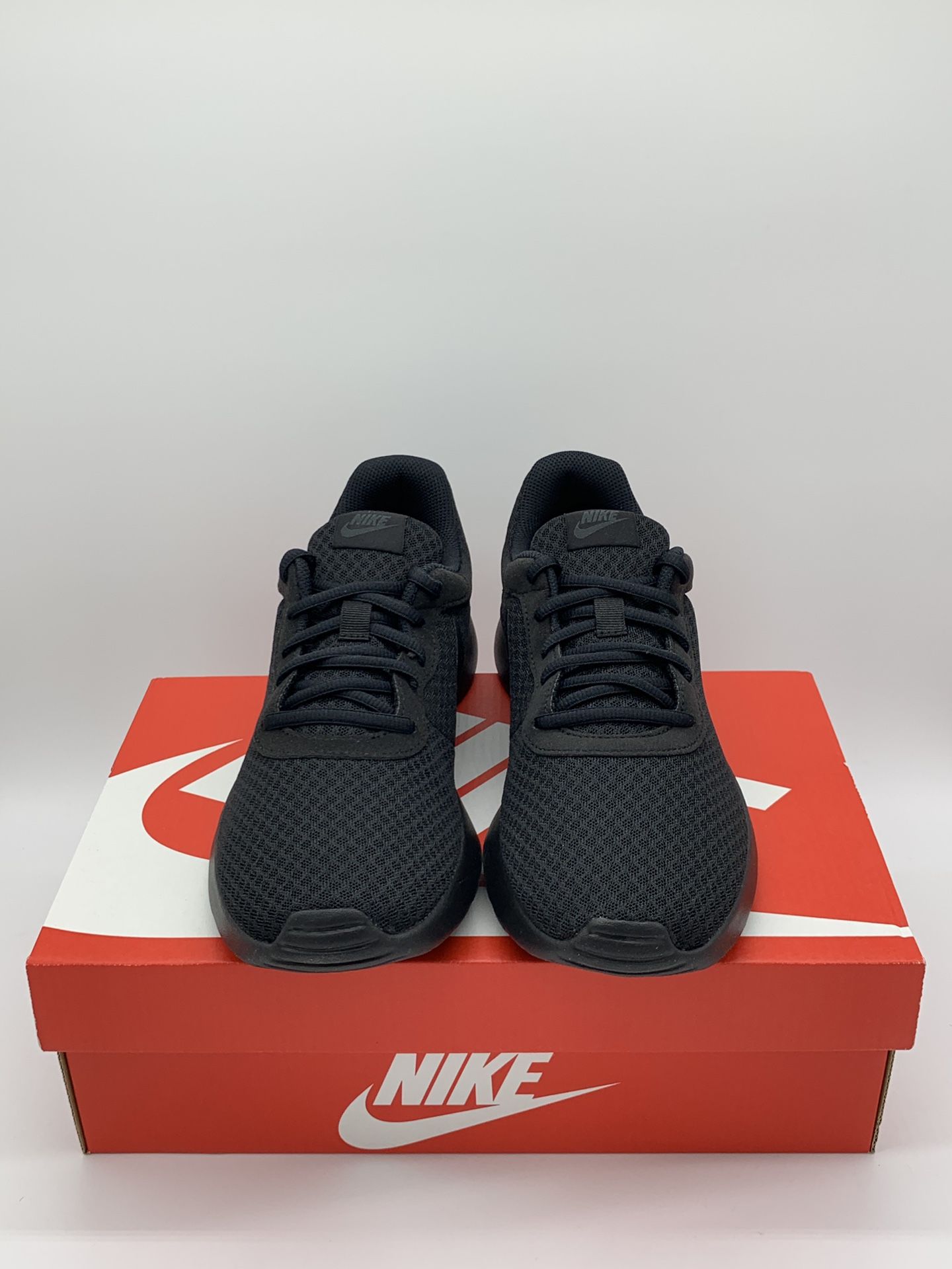 Nike TanJun Men Size: 9, 11.5, 12