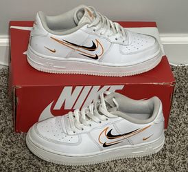 Boys Nike
