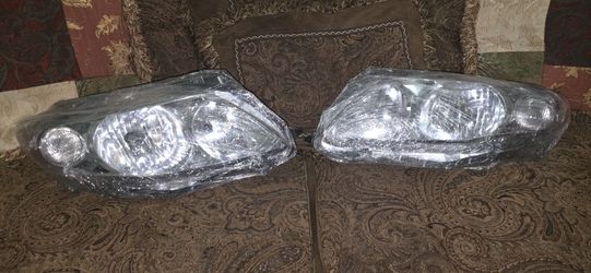 Toyota Corolla Headlight Assembly