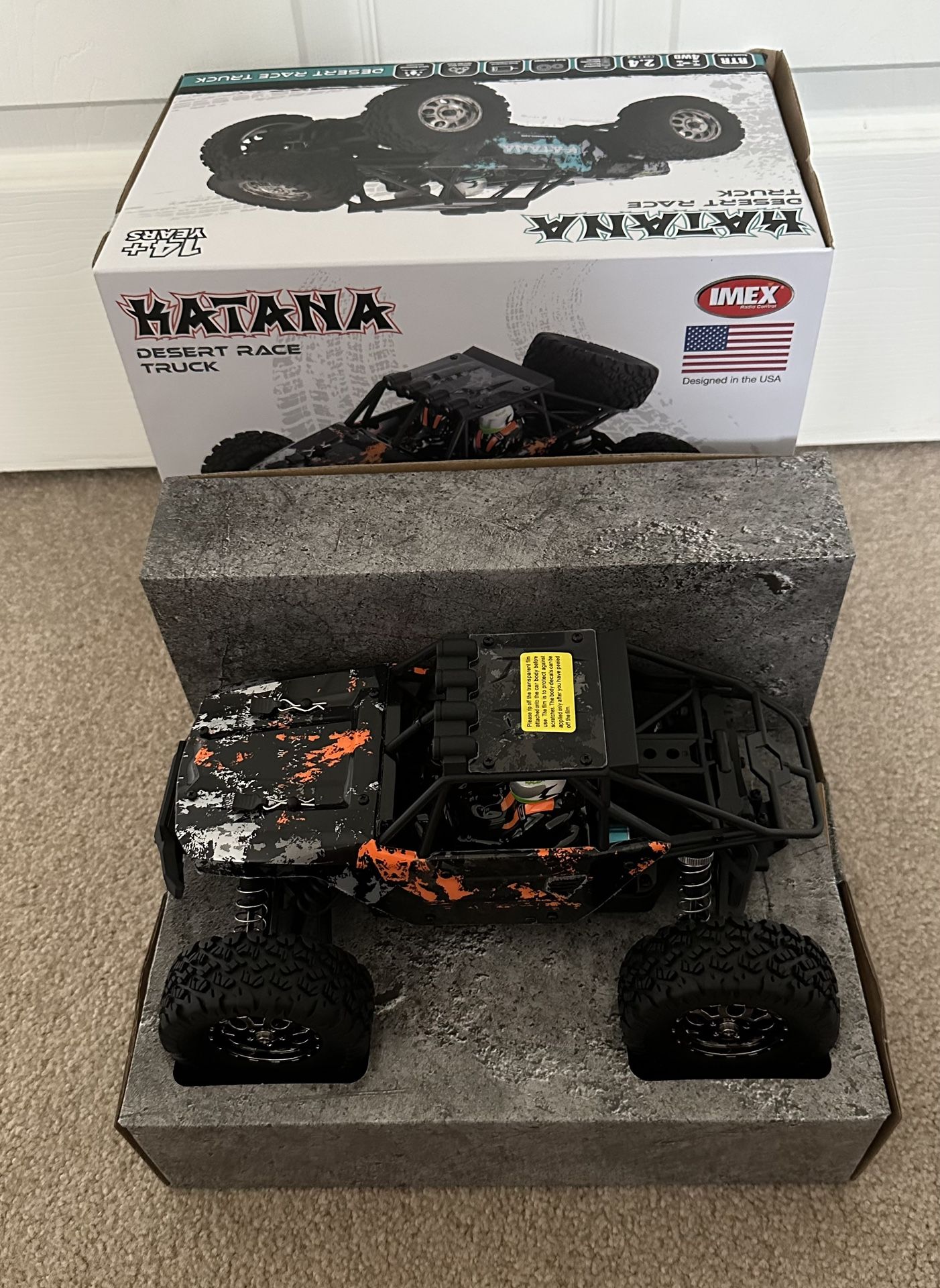 Katana 1/16th Scale Brushless RTR 4WD          Desert Truck