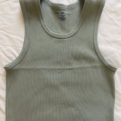 Brandy Melville tank tops