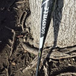 Louisville Slugger "Vapor" Big Barrell Bat. Located In Glendora.  Please See MY Page For Other Baseball "EQUIPMENT" for Sale "CHEAP"