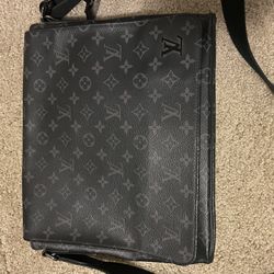 Louis Vuitton Side Bag 