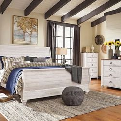 Willowton Whitewash Sleigh Bedroom Set ( Willowton Whitewash Sleigh Bedroom Set