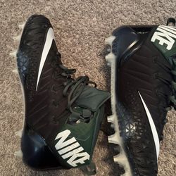 Nike Men's Force Savage Elite Pro TD cleats in size 14