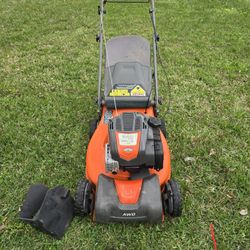Husqvarna 21" Self-propelled Lawn Mower 