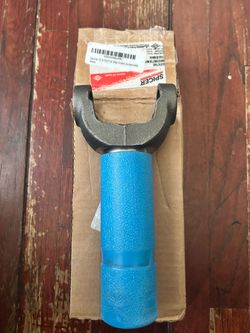 4l80e spicer transmission slip yoke 1350