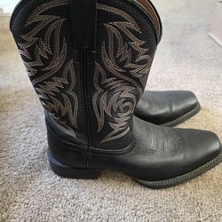 Ariat western wide square toe boots