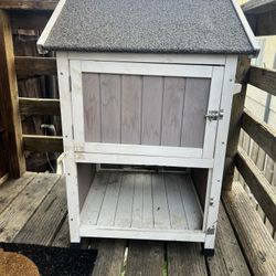 Wood Cat House, Outdoor Pet House, Wooden Pet House 