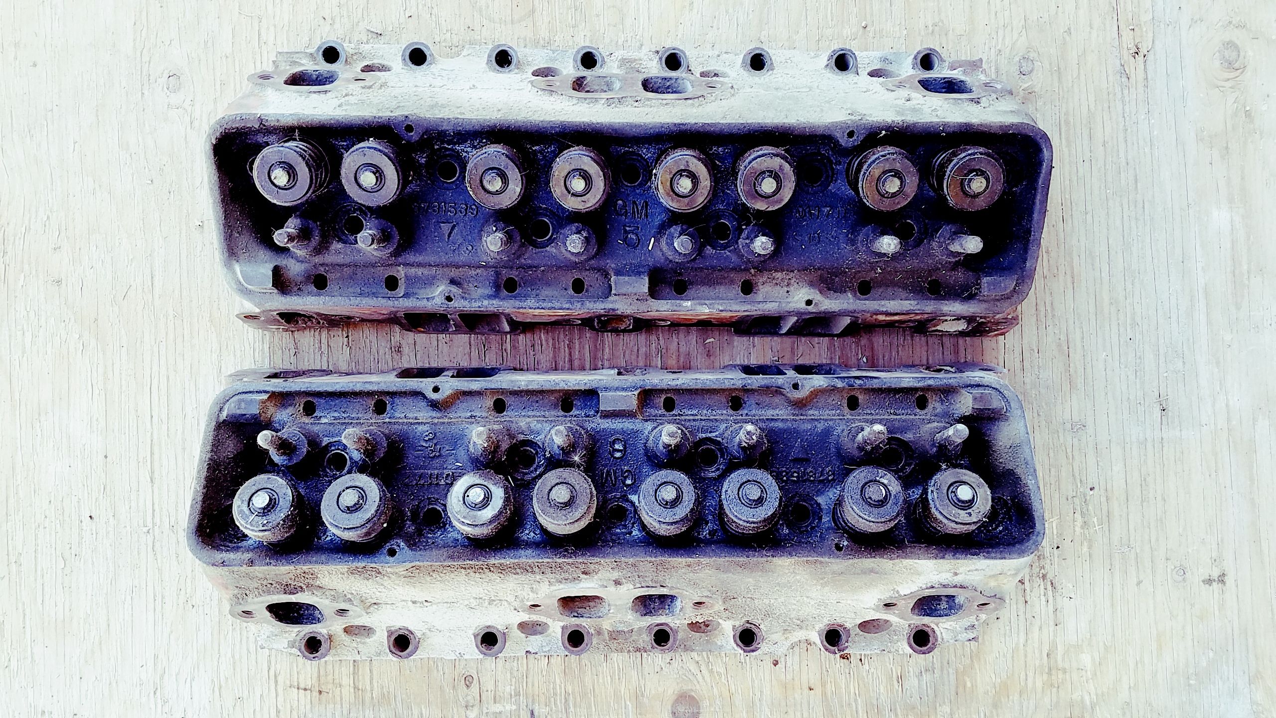 Original 1957 283 Power Pack Heads 220 HP Fuelie -
