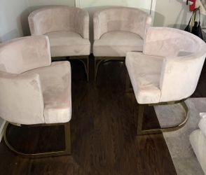 Blush pink Velvet Barrel dining room Chairs with gold base (Set of 4)