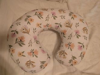 Breast feeding pillow