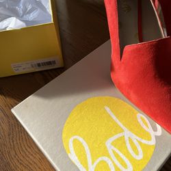 Boden heeled pumps