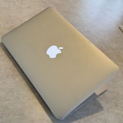 Macbook Air 11 Inch Early 2015 256GB 
